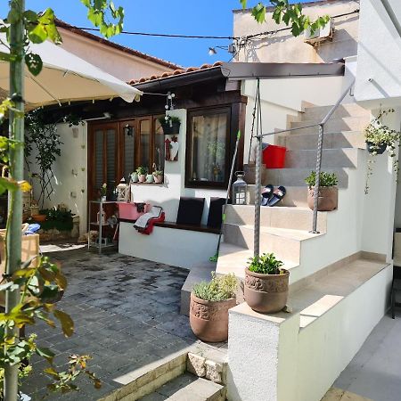 Apartments By The Sea Veli Losinj, Losinj - 19196 المظهر الخارجي الصورة