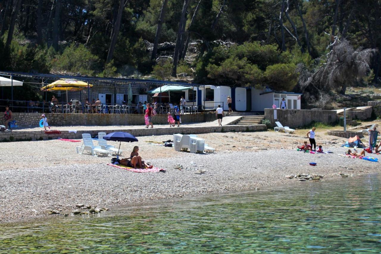 Apartments By The Sea Veli Losinj, Losinj - 19196 المظهر الخارجي الصورة