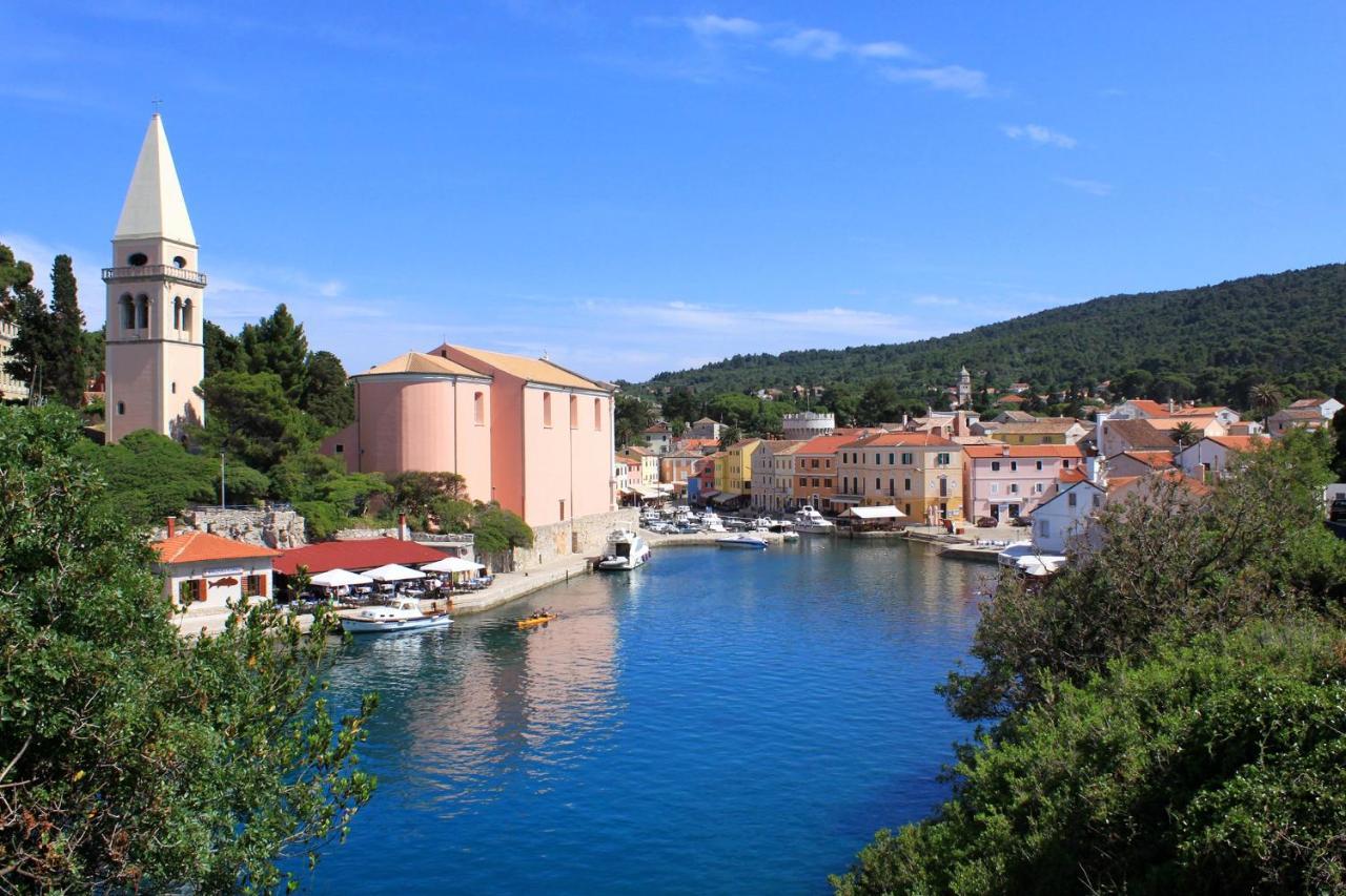 Apartments By The Sea Veli Losinj, Losinj - 19196 المظهر الخارجي الصورة