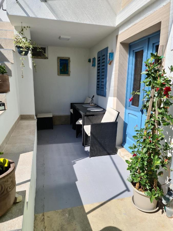 Apartments By The Sea Veli Losinj, Losinj - 19196 المظهر الخارجي الصورة
